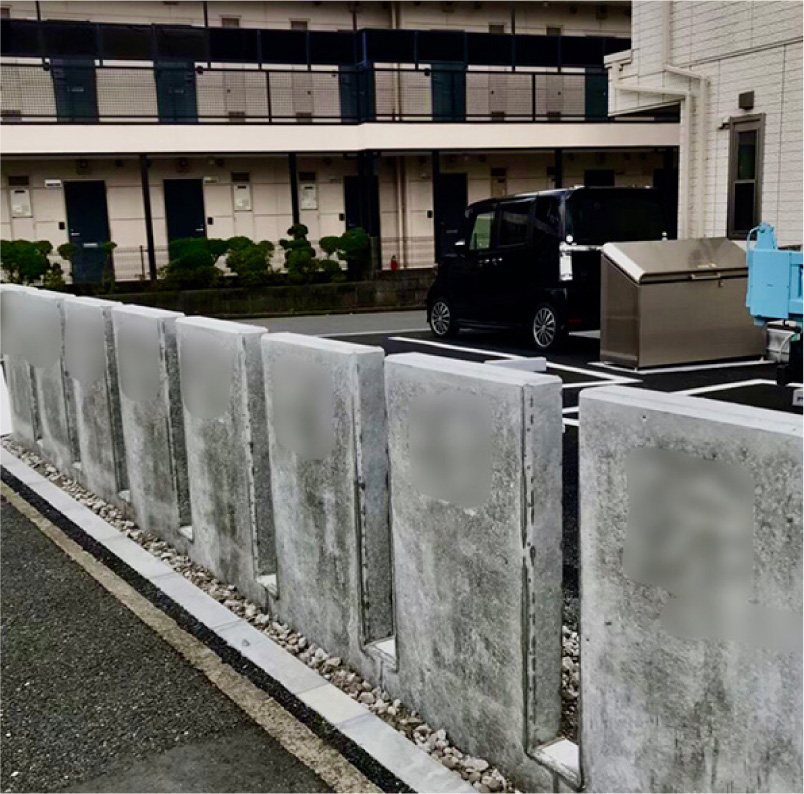 写真(RC造サイン板面 打放仕上)