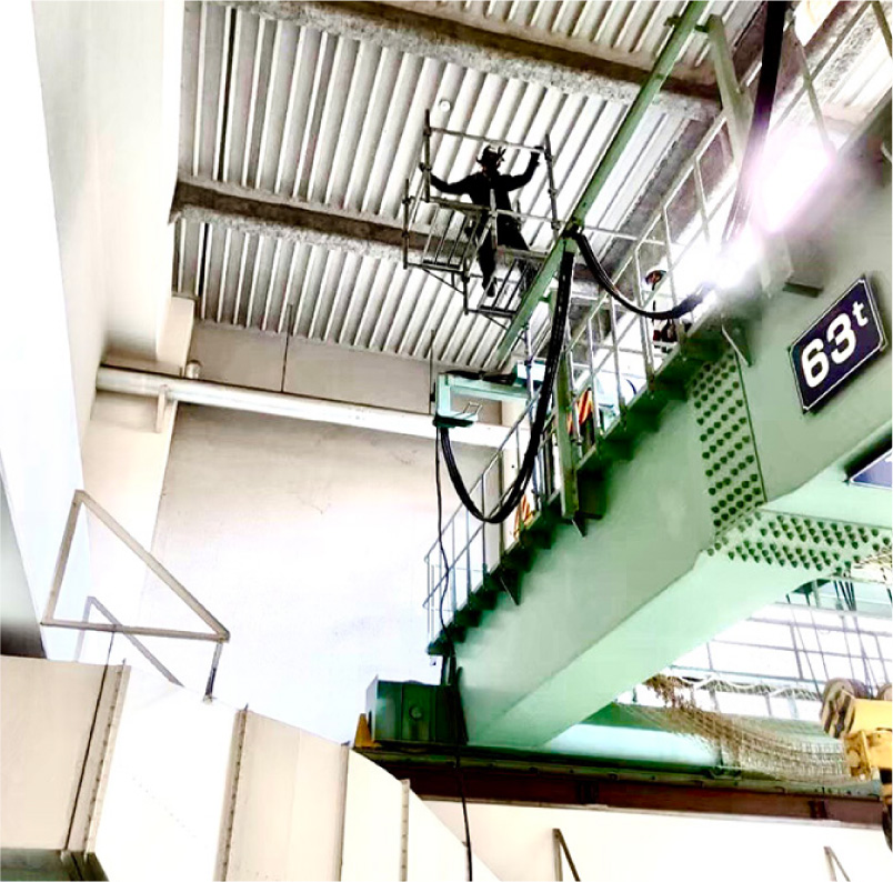 写真(特殊跳出足場)